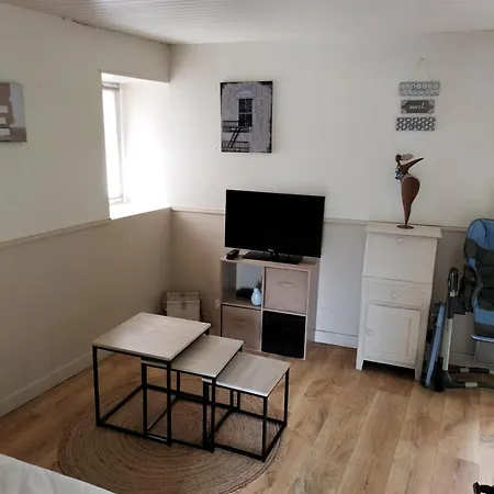 Petite Maison 2 Pieces Pour 4 A 5 Personnes Le Boupere Exterior photo