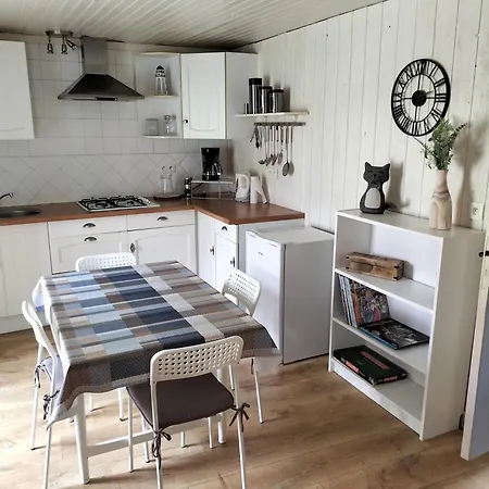 Petite Maison 2 Pieces Pour 4 A 5 Personnes Le Boupere Exterior photo